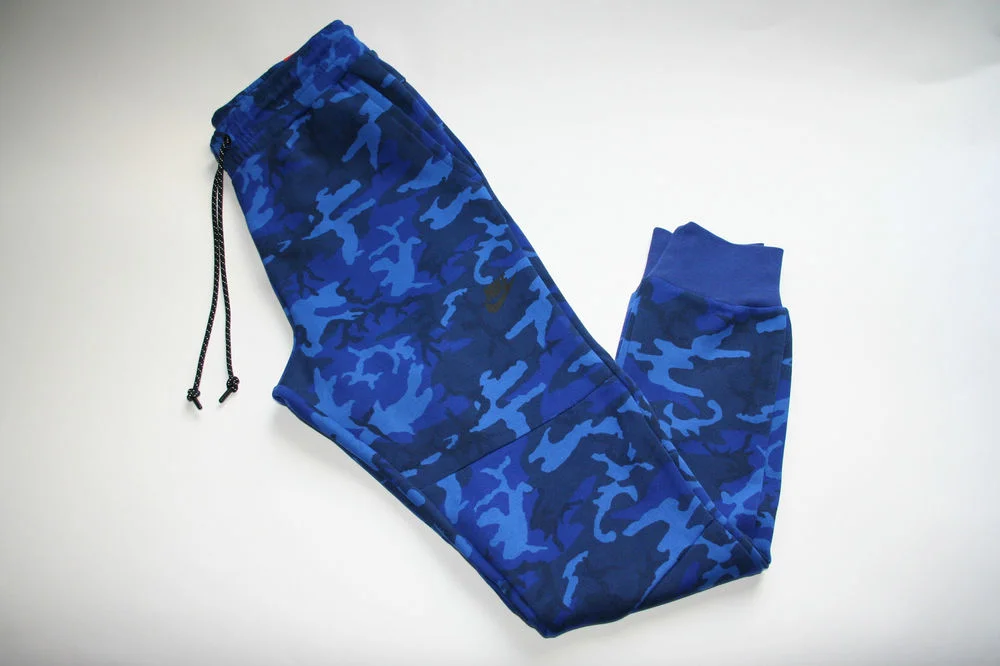 Nike tech fleece shop blue camo